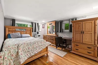 10 Rafferty Rd, Stoneham, MA 02180 - Photo 9