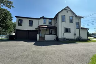 79 Academy, Chicopee, MA 01020 - Photo 3