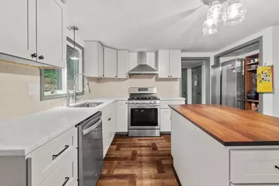 10 Flint Locke Dr, Duxbury, MA 02332 - Photo 5