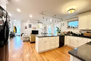12 Fern St, Boston, MA 02134 - Photo 5