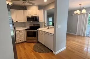702 Gazebo Cir, Reading, MA 01867 - Photo 5