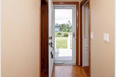 51 Freeman Ave, Sandwich, MA 02563 - Photo 5