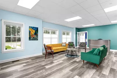 233 W Central St #1, Franklin, MA 02038 - Photo 5
