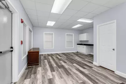 233 W Central St #1, Franklin, MA 02038 - Photo 19