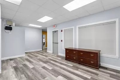 233 W Central St #1, Franklin, MA 02038 - Photo 21