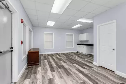 233 W Central St #1, Franklin, MA 02038 - Photo 19