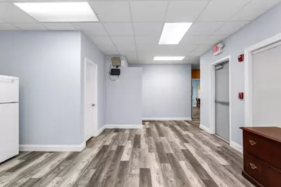 233 W Central St #1, Franklin, MA 02038 - Photo 25