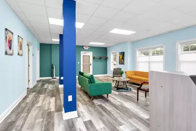233 W Central St #1, Franklin, MA 02038 - Photo 7