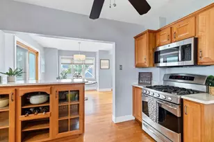 19 Newton Ave, Braintree, MA 02184 - Photo 17