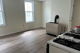 47 Thompson St, New Bedford, MA 02740 - Photo 1