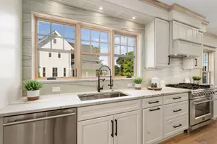 73 Main St, Hull, MA 02045 - Photo 11