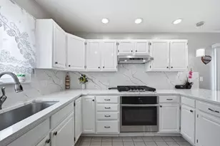 56 Curtis Rd, Revere, MA 02151 - Photo 7