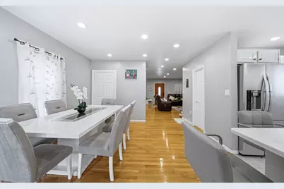 56 Curtis Road, Revere, MA 02151 - Photo 5