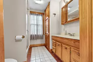 28 Grove St, Salem, MA 01970 - Photo 13