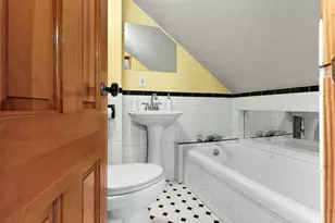 28 Grove St, Salem, MA 01970 - Photo 37