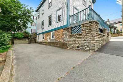 28 Grove St, Salem, MA 01970 - Photo 3