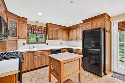 37 Leonard Street, Carver, MA 02330 - Photo 9