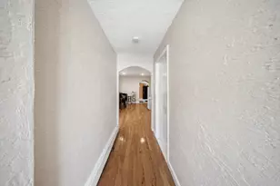13 Hilton St, Framingham, MA 01702 - Photo 23