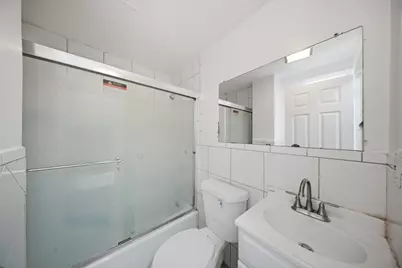 13 Hilton St, Framingham, MA 01702 - Photo 17