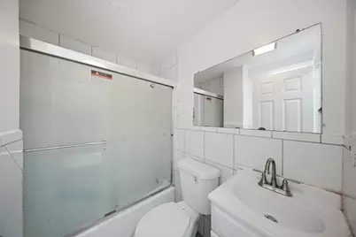 13 Hilton St, Framingham, MA 01702 - Photo 17