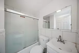 13 Hilton St, Framingham, MA 01702 - Photo 17