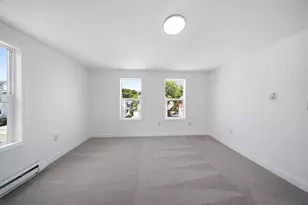 13 Hilton St, Framingham, MA 01702 - Photo 9