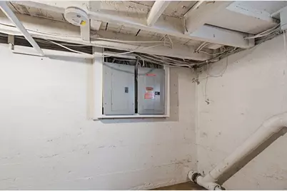 13 Hilton St, Framingham, MA 01702 - Photo 35