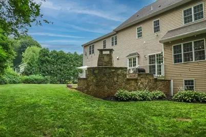 5 Merriam Avenue, Shrewsbury, MA 01545 - Photo 3