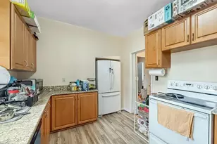 573 Washington St, Brookline, MA 02446 - Photo 9