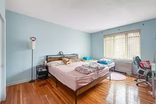 573 Washington St, Brookline, MA 02446 - Photo 15