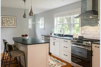 143 Oakley Road #143, Belmont, MA 02478 - Photo 9