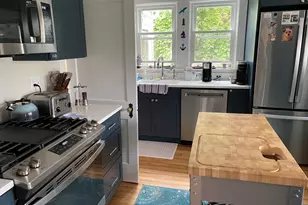 12 Baker Ave, Fairhaven, MA 02719 - Photo 3