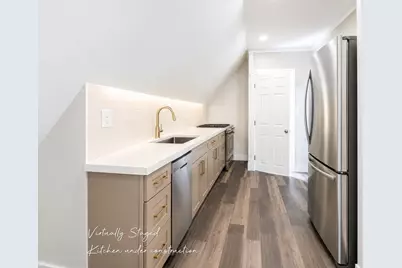 7 Cherry St #3, Lynn, MA 01902 - Photo 9