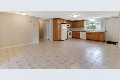 11 Main St, Wilmington, MA 01887 - Photo 5