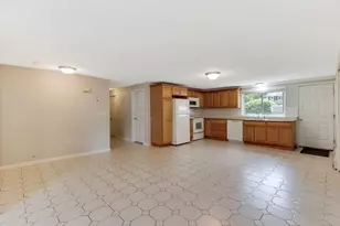 11 Main St, Wilmington, MA 01887 - Photo 5