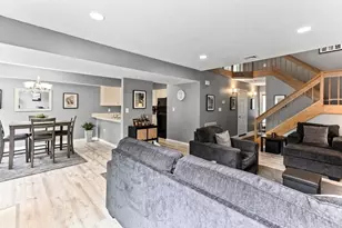8 Teal Cir, Walpole, MA 02081 - Photo 19
