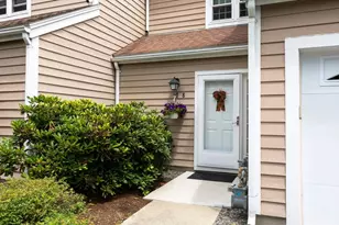 8 Teal Cir, Walpole, MA 02081 - Photo 5