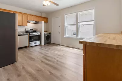 258-260 Cypress, Brookline, MA 02445 - Photo 3
