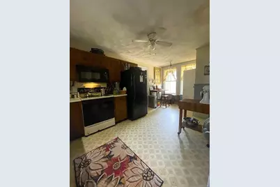 38 Purchase St, Milford, MA 01757 - Photo 3