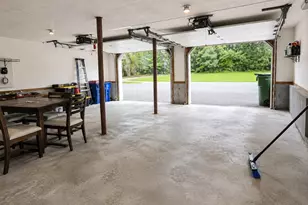 8 Rochelle St, Auburn, MA 01501 - Photo 27