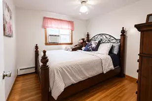 8 Rochelle St, Auburn, MA 01501 - Photo 11