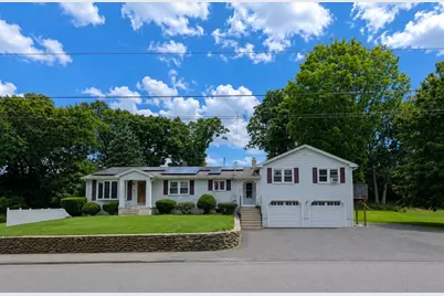 8 Rochelle St, Auburn, MA 01501 - Photo 1