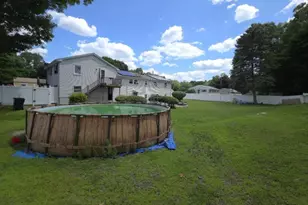 8 Rochelle St, Auburn, MA 01501 - Photo 3