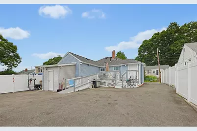 31 Hallron St, Boston, MA 02136 - Photo 33