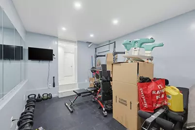 31 Hallron St, Boston, MA 02136 - Photo 27