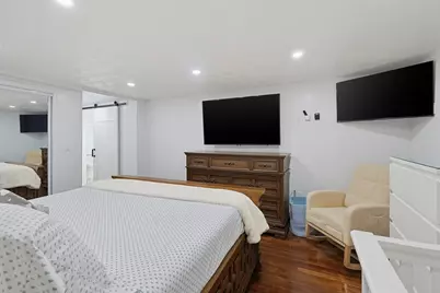 31 Hallron St, Boston, MA 02136 - Photo 15
