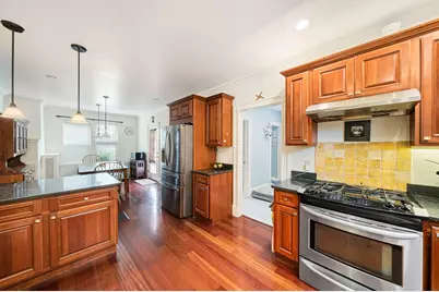 118 E Elm Ave, Quincy, MA 02170 - Photo 5