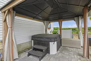 35 Alpine St, Millbury, MA 01527 - Photo 33