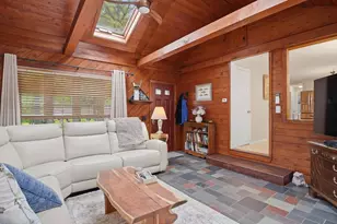 35 Alpine St, Millbury, MA 01527 - Photo 5