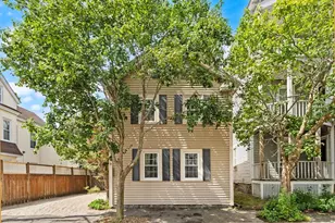 9 Lemon St, Salem, MA 01970 - Photo 3
